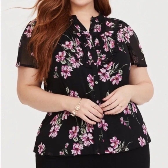 torrid Tops - Torrid Black Floral Bubble Hem Blouse Size 1X
